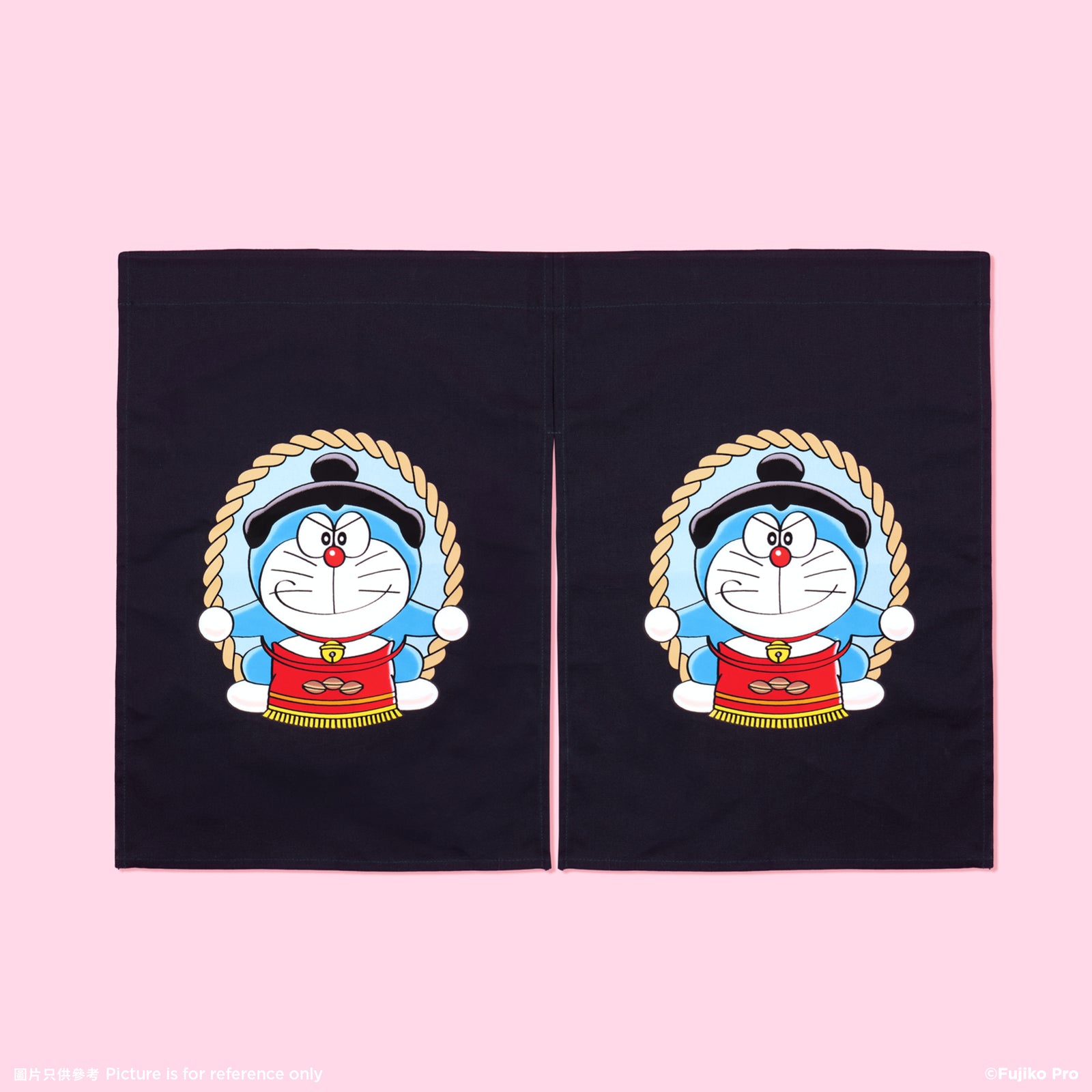 100% DORAEMON SAKURA FEST おすもう カフェカーテン 16. Sumo Doraemon Door Curtain相撲手多啦A夢門簾– DDTStore