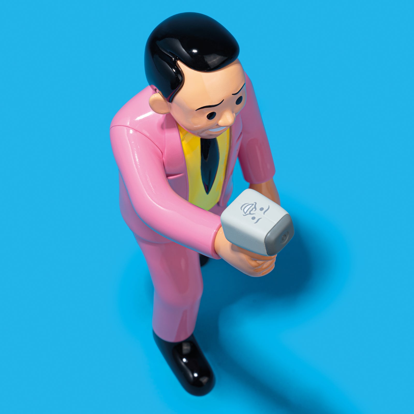 Joan Cornella の Idiotmeter と フィギュアセット Idiotmeter Man (Pink) – DDTStore