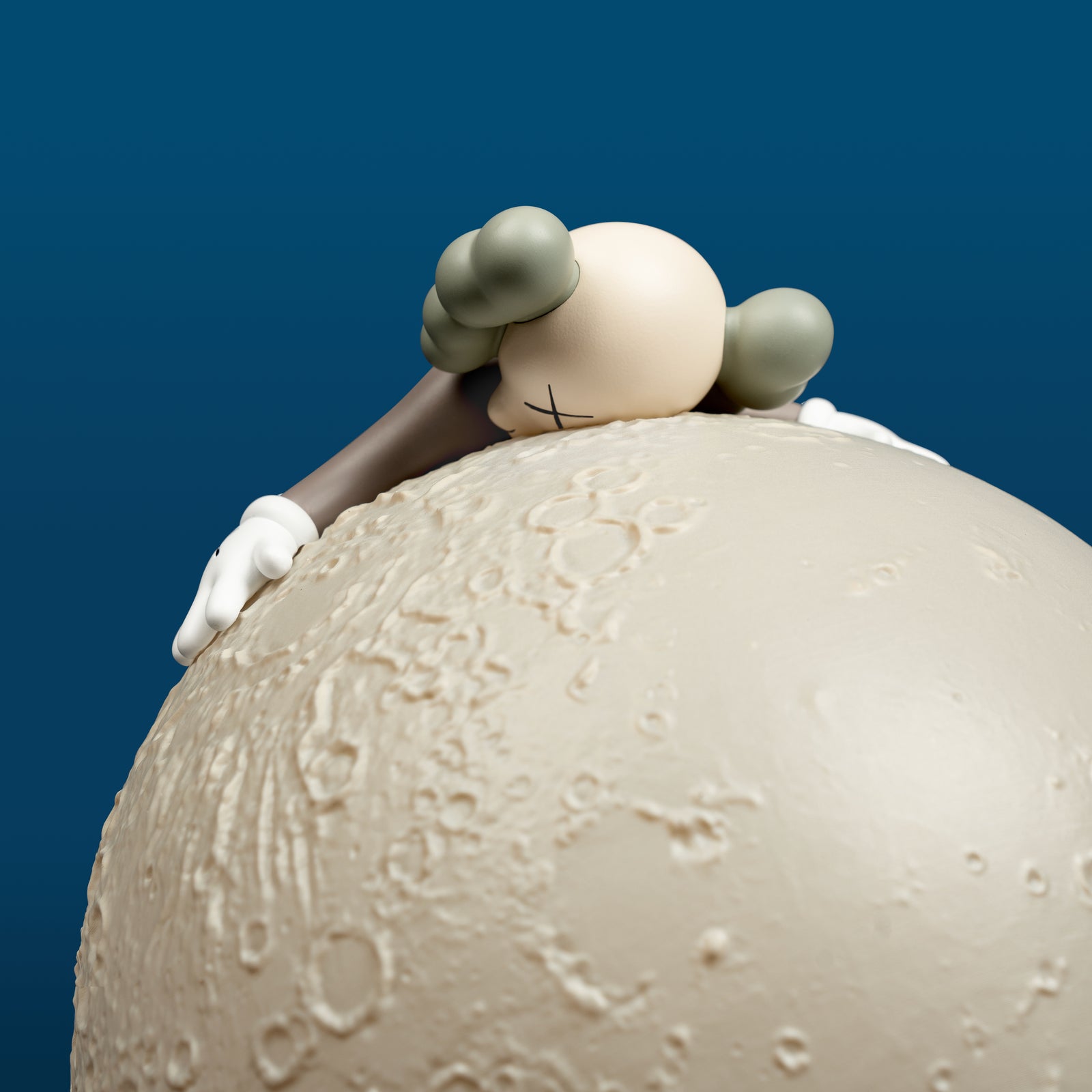 KAWS ACCOMPLICE LANTERN – DDTStore