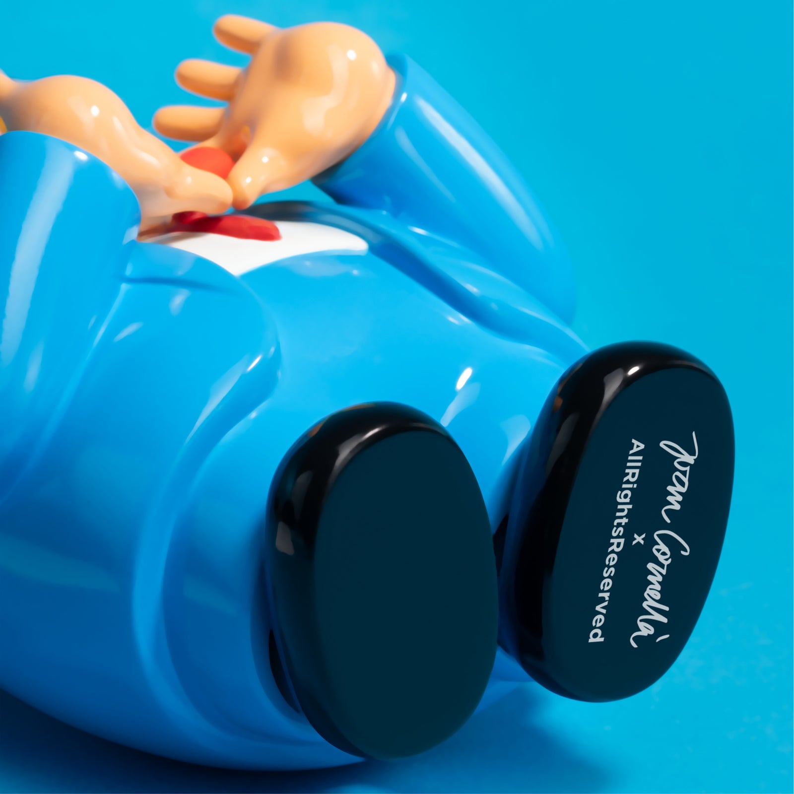 T-Love-joan-cornella – DDTStore