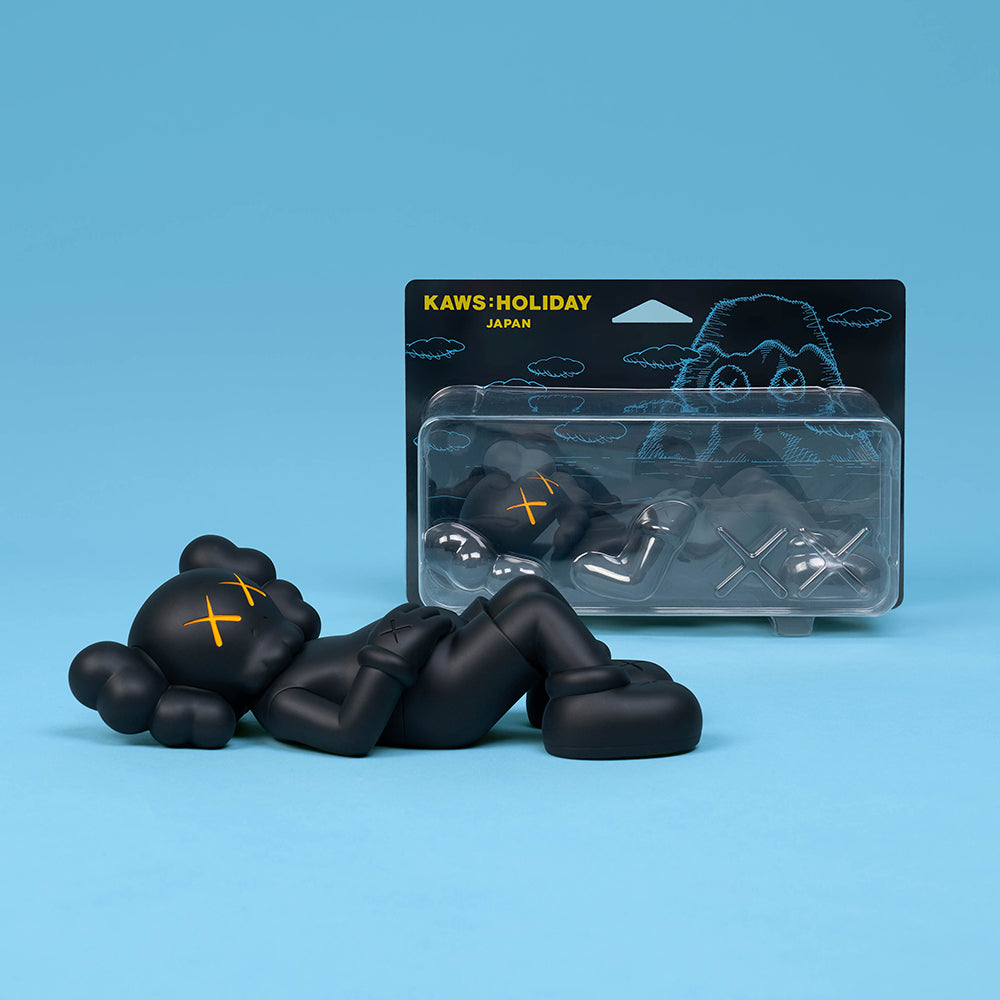 パネライ 希少 Vinyl 9.5-inch JAPAN KAWS:HOLIDAY Figures DDTStore – その他