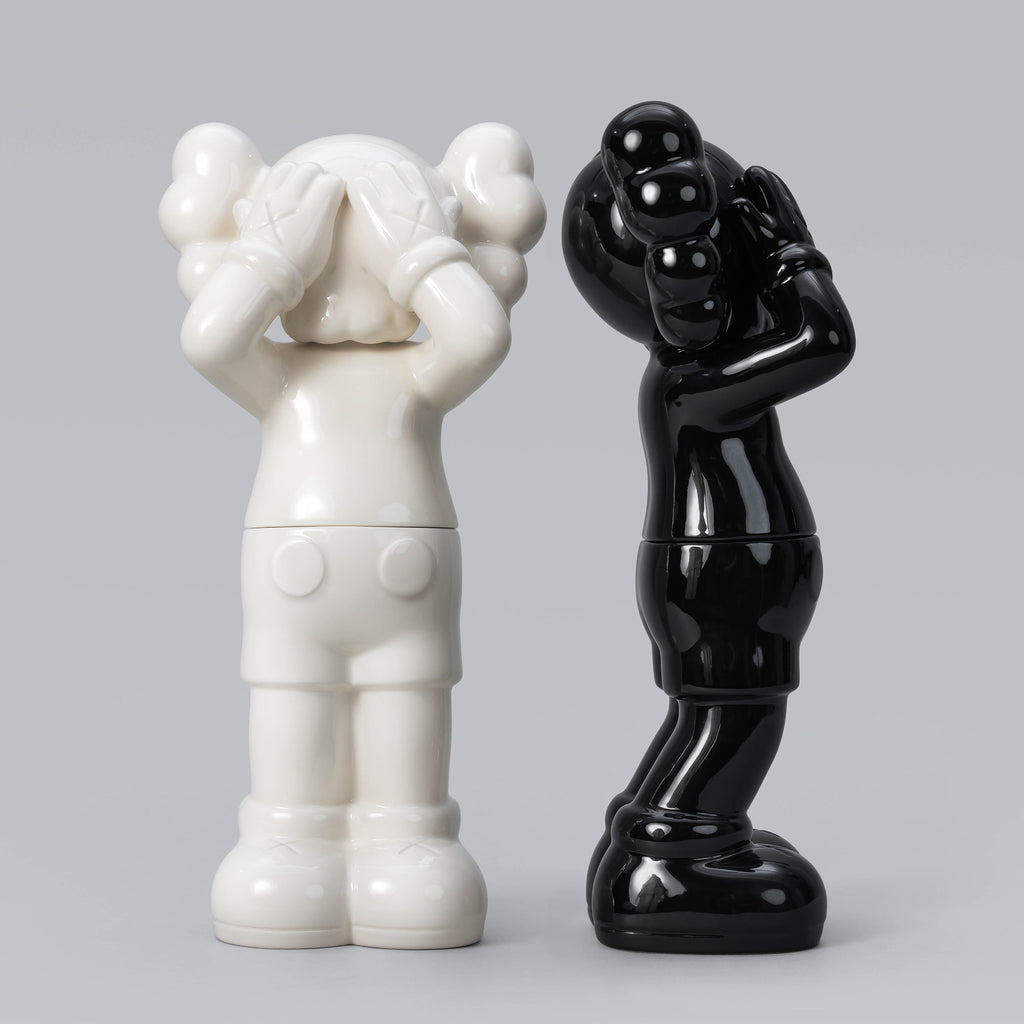KAWS_UK_SQ_Container_1_1024x.