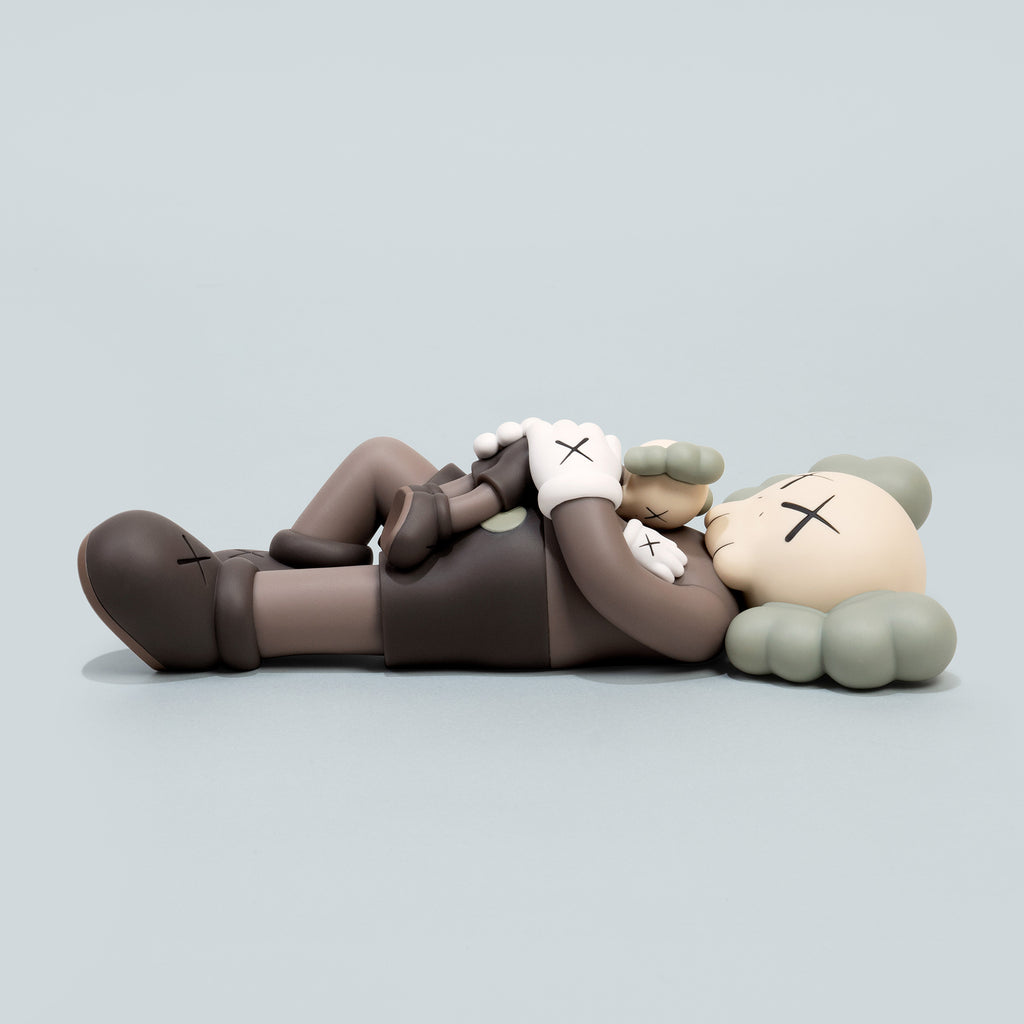 KAWS HOLIDAY SINGAPORE BLACK DDT STORE-