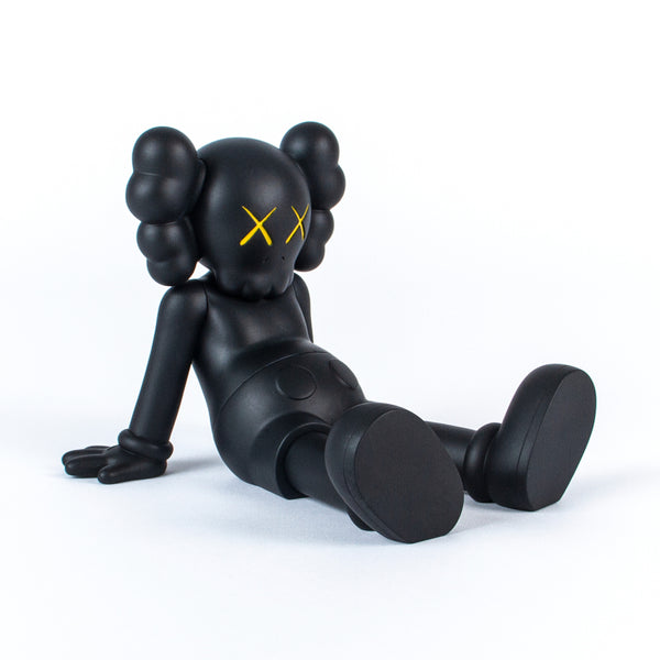 KAWS HOLIDAY フィギュア KAWS:HOLIDAY TAIPEI 7-inch Vinyl Figure - Black – DDTStore