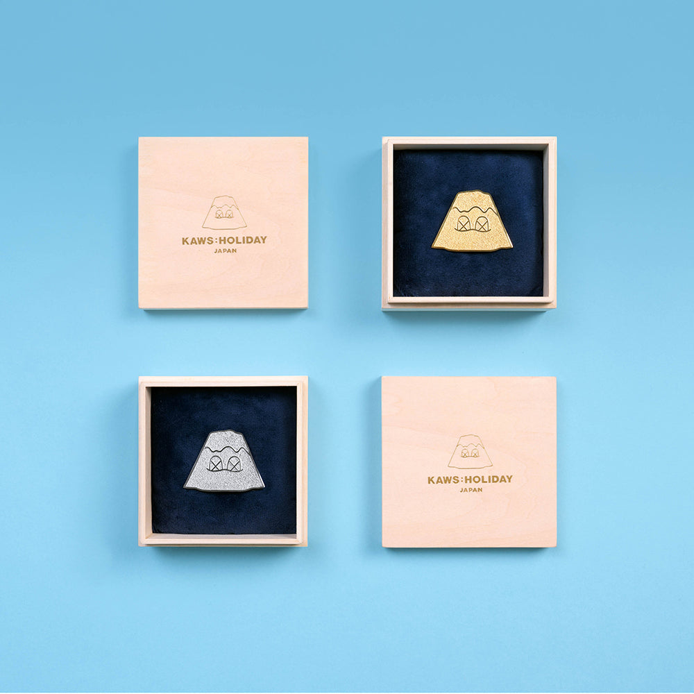 KAWS:HOLIDAY JAPAN Mount Fuji Golden & Silver Pin – DDTStore
