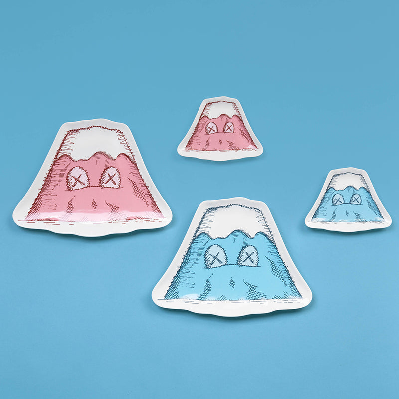 KAWS:HOLIDAY JAPAN Mount Fuji Ceramic Plate Set (Set of 4)