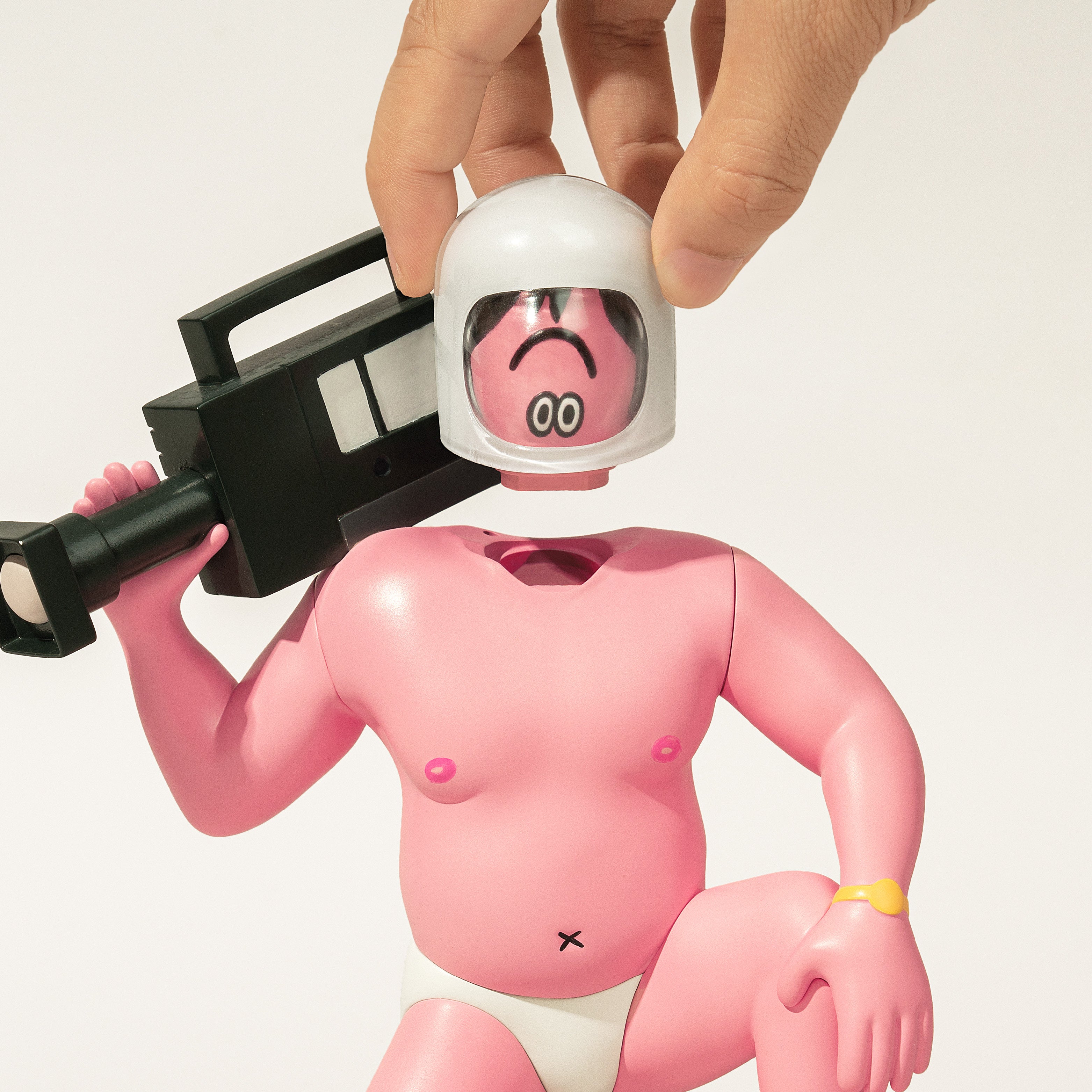 Face Oka DDT Nice Director Limited - Objet Neuf