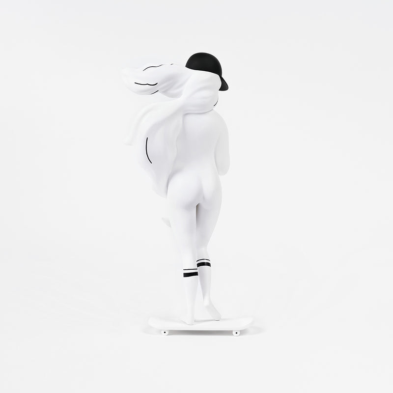 “I’M YOUR VENUS” 11-inch Vinyl Figure
